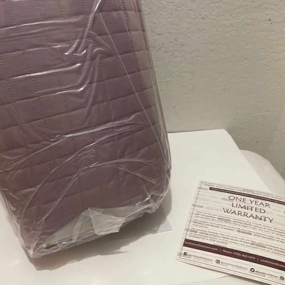 Southshore Fine Linens Circle one Quilt & 2 pillows Set lavender full/ queen.